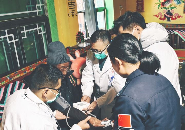 
浙江口腔医院黄牛代挂号电话票贩子号贩子网上预约挂号,住院检查加快,新华走笔丨5373米之上：比星辰更璀璨的心跳