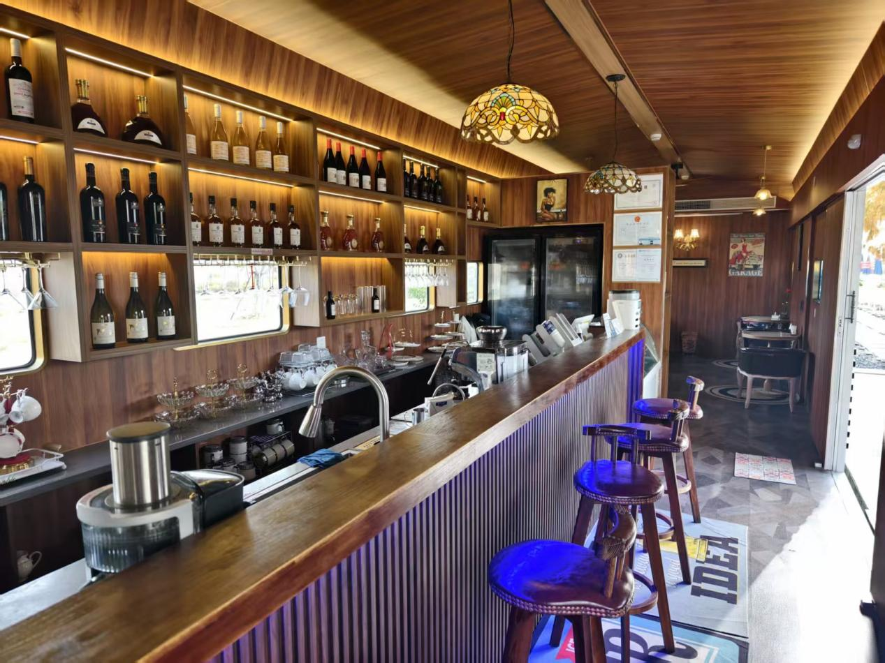 
天津肿瘤医院黄牛代挂号电话票贩子号贩子网上预约挂号,住院检查加快,【2025打卡中国】多国网红博主在白墙黛瓦中寻觅生活的“小美好”