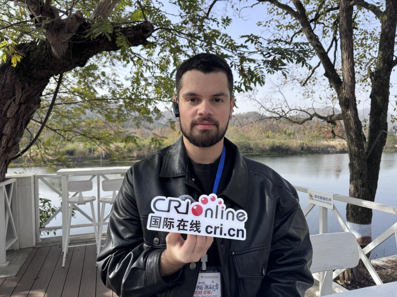 
天津肿瘤医院黄牛代挂号电话票贩子号贩子网上预约挂号,住院检查加快,【2025打卡中国】多国网红博主在白墙黛瓦中寻觅生活的“小美好”