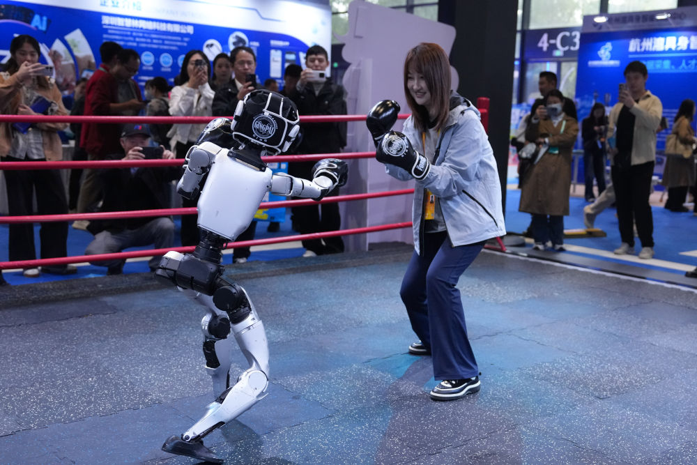 
天津眼科医院黄牛代挂号电话票贩子号贩子网上预约挂号,住院检查加快,热词看未来｜以人工智能引领科研范式变革
