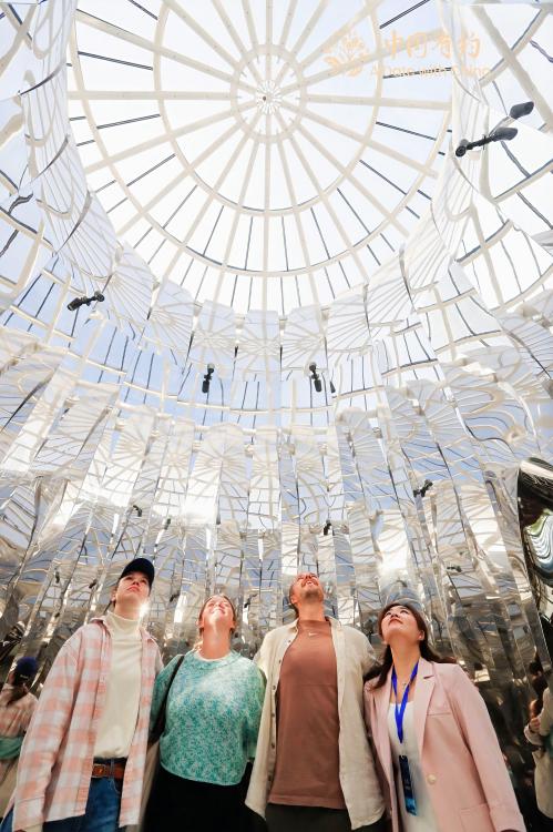 
广州各大医院黄牛代挂号电话票贩子号贩子网上预约挂号,住院检查加快,【中国有约】不像书城，更像文化公园！国际友人漫步深圳“湾区之眼”感受“书香中国”