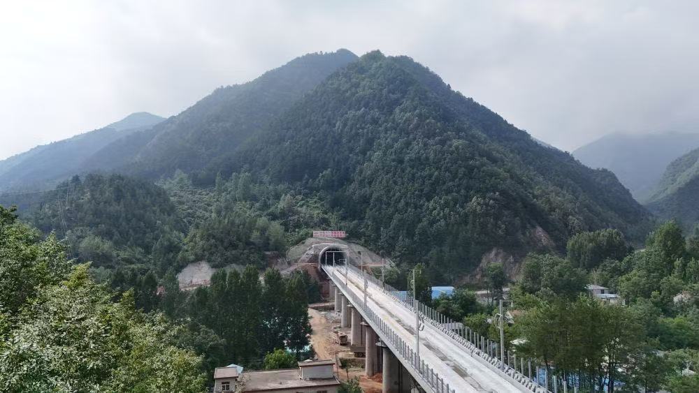 
江苏省中医院黄牛代挂号电话票贩子号贩子网上预约挂号,住院检查加快,中国高速铁路进度条再“刷新” “八纵八横”正在改变你的生活