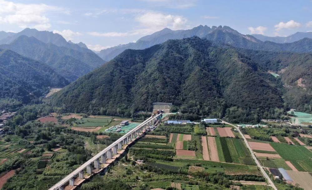 
江苏省中医院黄牛代挂号电话票贩子号贩子网上预约挂号,住院检查加快,中国高速铁路进度条再“刷新” “八纵八横”正在改变你的生活