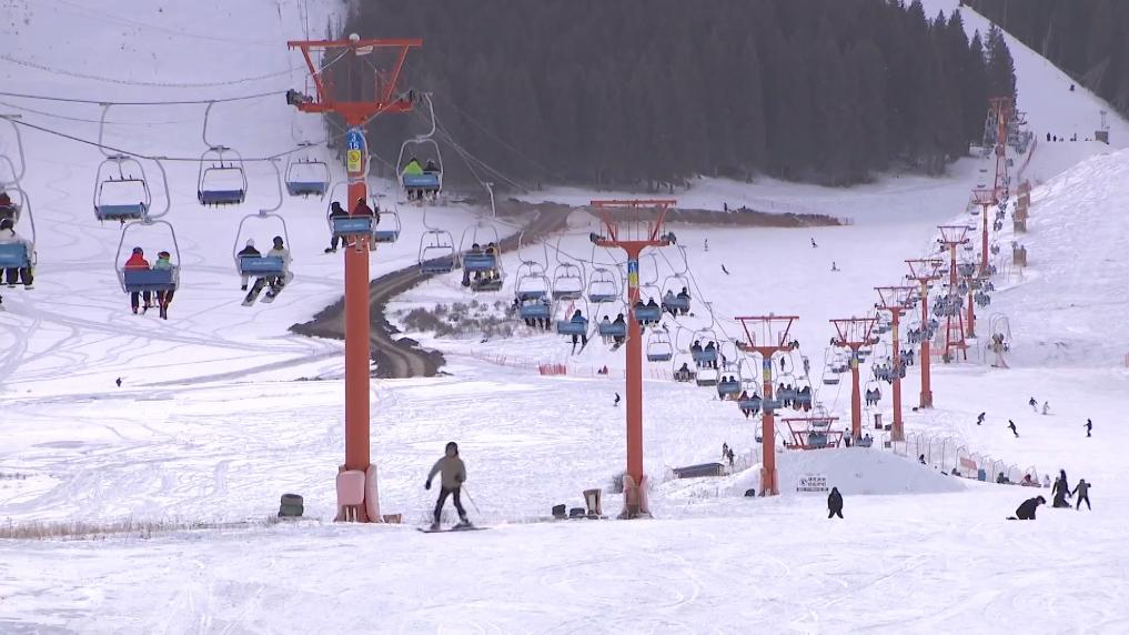 
浙江医院黄牛代挂号电话票贩子号贩子网上预约挂号,住院检查加快,新华视点｜文旅消费提质升级 多地经济焕发冬日新活力
