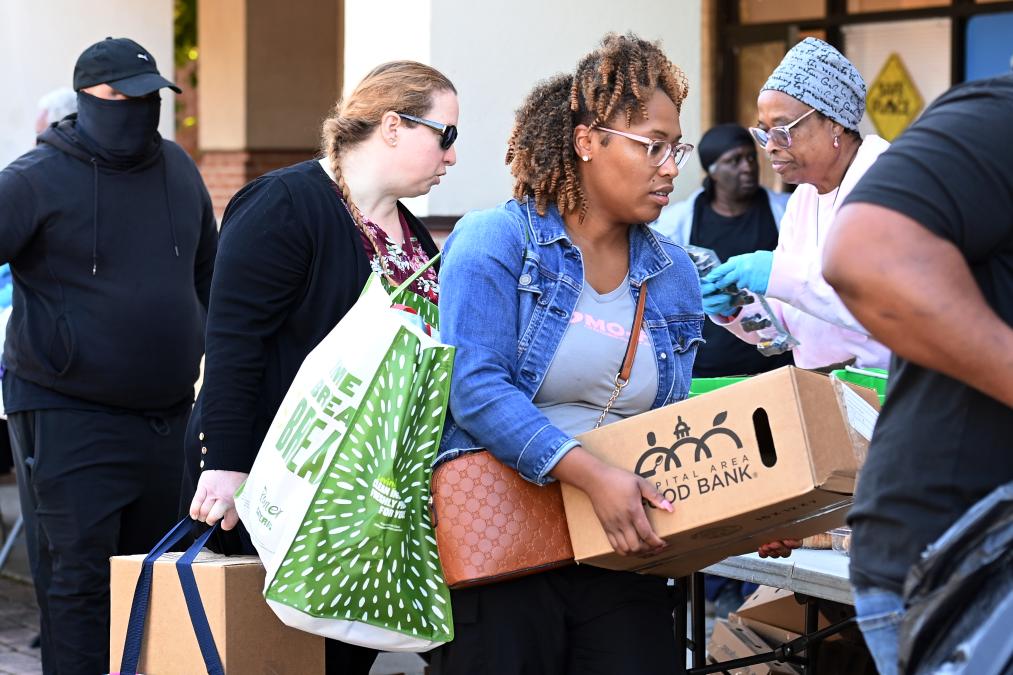 
北大第一医院黄牛代挂号电话票贩子号贩子网上预约挂号,住院检查加快,美联邦政府“停摆”时长可能破纪录 民众生活遭遇多重困难