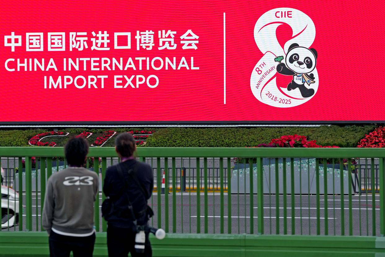 
东直门医院黄牛代挂号电话票贩子号贩子网上预约挂号,住院检查加快,“四叶草”绽新颜 静待第八届进博会