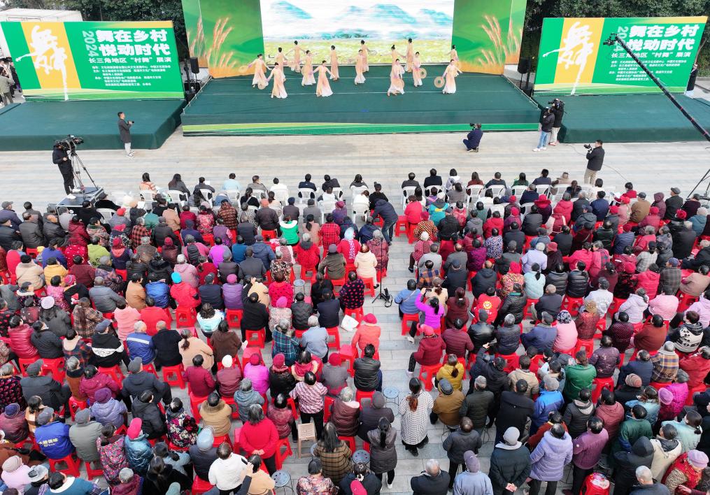 
北京同仁医院黄牛代挂号电话票贩子号贩子网上预约挂号,住院检查加快,新华视点｜“村字号”频闪光，“土味”浪潮魅力何在？