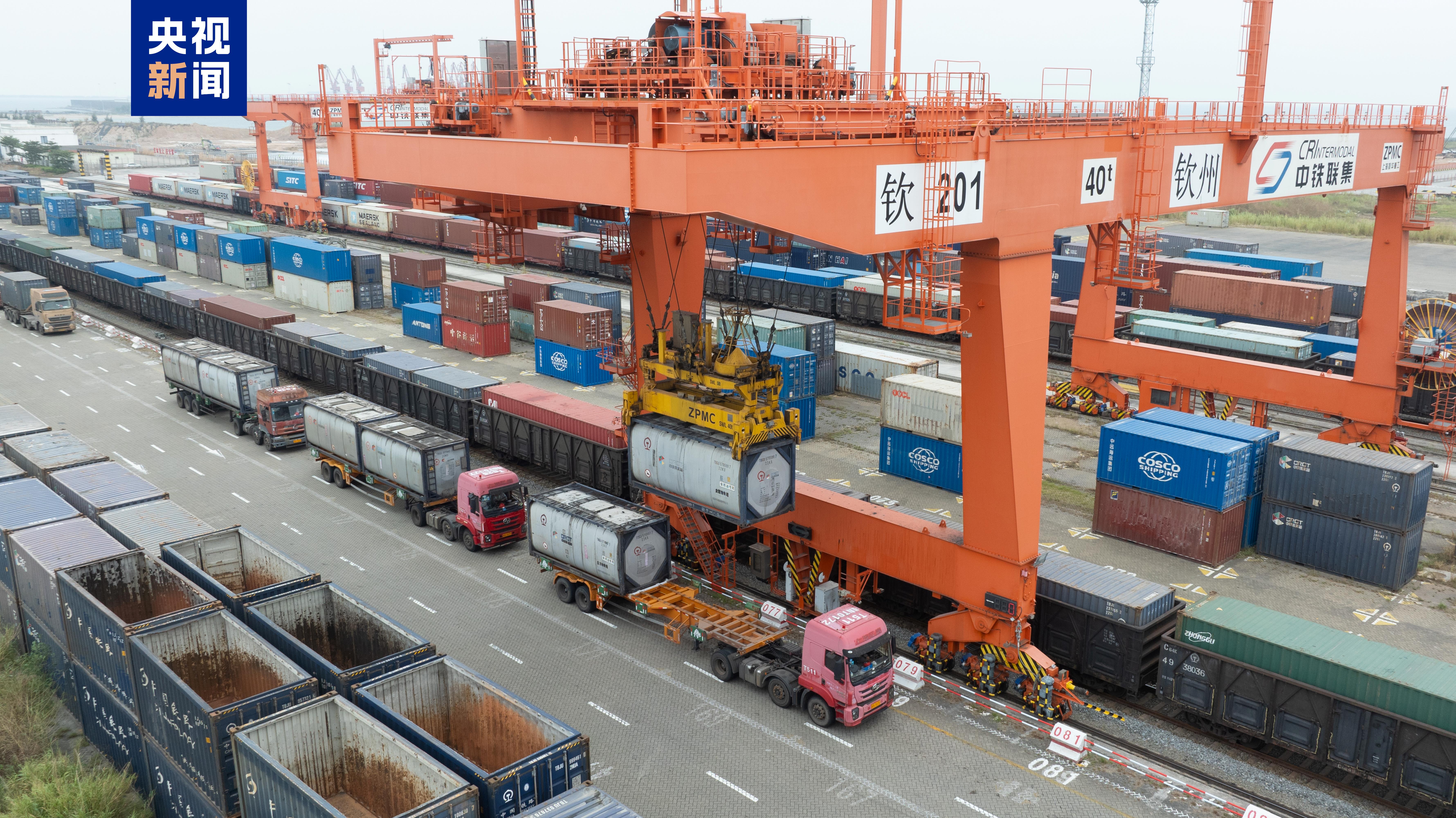 
南京中科研究所黄牛代挂号电话票贩子号贩子网上预约挂号,住院检查加快,今年西部陆海新通道班列累运量突破120万标箱