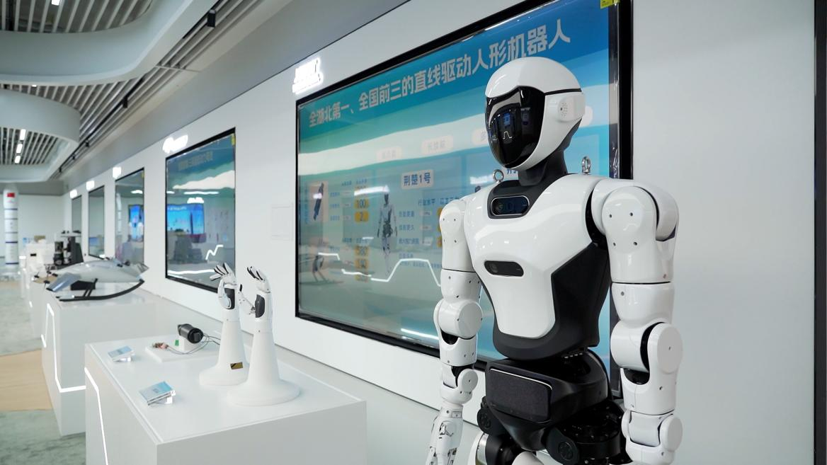 
浙江省中医院黄牛代挂号电话票贩子号贩子网上预约挂号,住院检查加快,在这里，看见接续奋斗的足迹