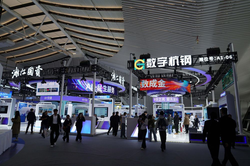 
天津各大医院黄牛代挂号电话票贩子号贩子网上预约挂号,住院检查加快,聚焦人工智能 “互联网之光”博览会启幕