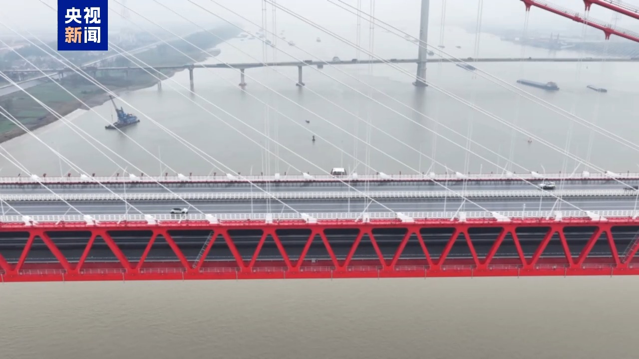 
复兴医院黄牛号贩子票贩子代网上预约代挂号电话视频丨世界首座双层斜拉-悬索协作体系大桥正式通车