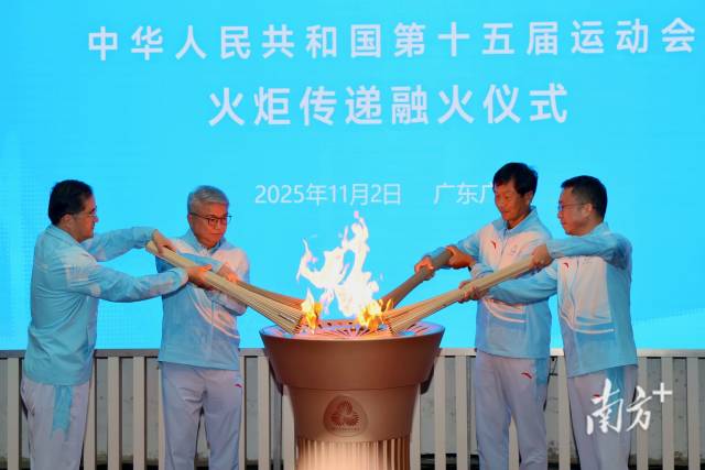 
湖南中医附一医院黄牛代挂号电话票贩子号贩子网上预约挂号,住院检查加快,粤港澳大湾区，如何打造新发展格局的战略支点？