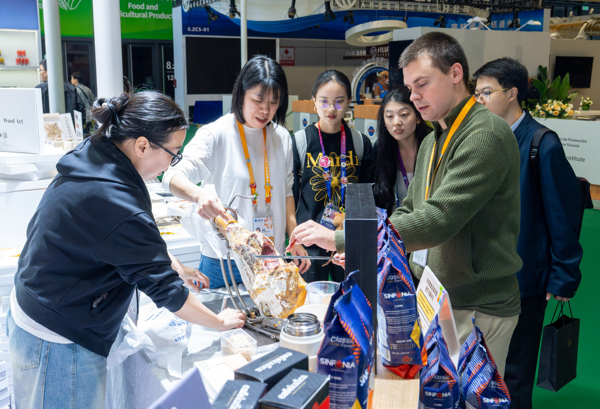 
江苏省中西医结合医院黄牛代挂号电话票贩子号贩子网上预约挂号,住院检查加快,【中国那些事儿】以开放之姿汇合作洪流：外国高管将进博会称为“加速器”