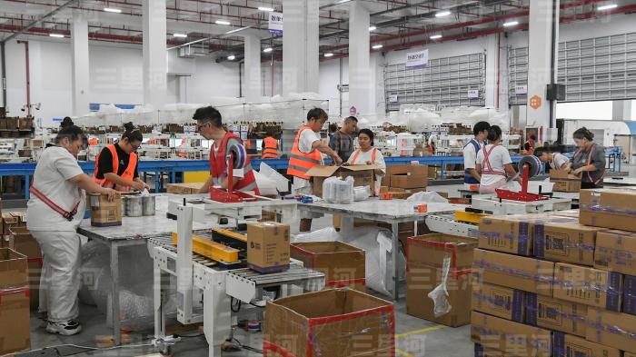 
上海肿瘤医院黄牛代挂号电话票贩子号贩子网上预约挂号,住院检查加快,一单货物的“长三角旅程”