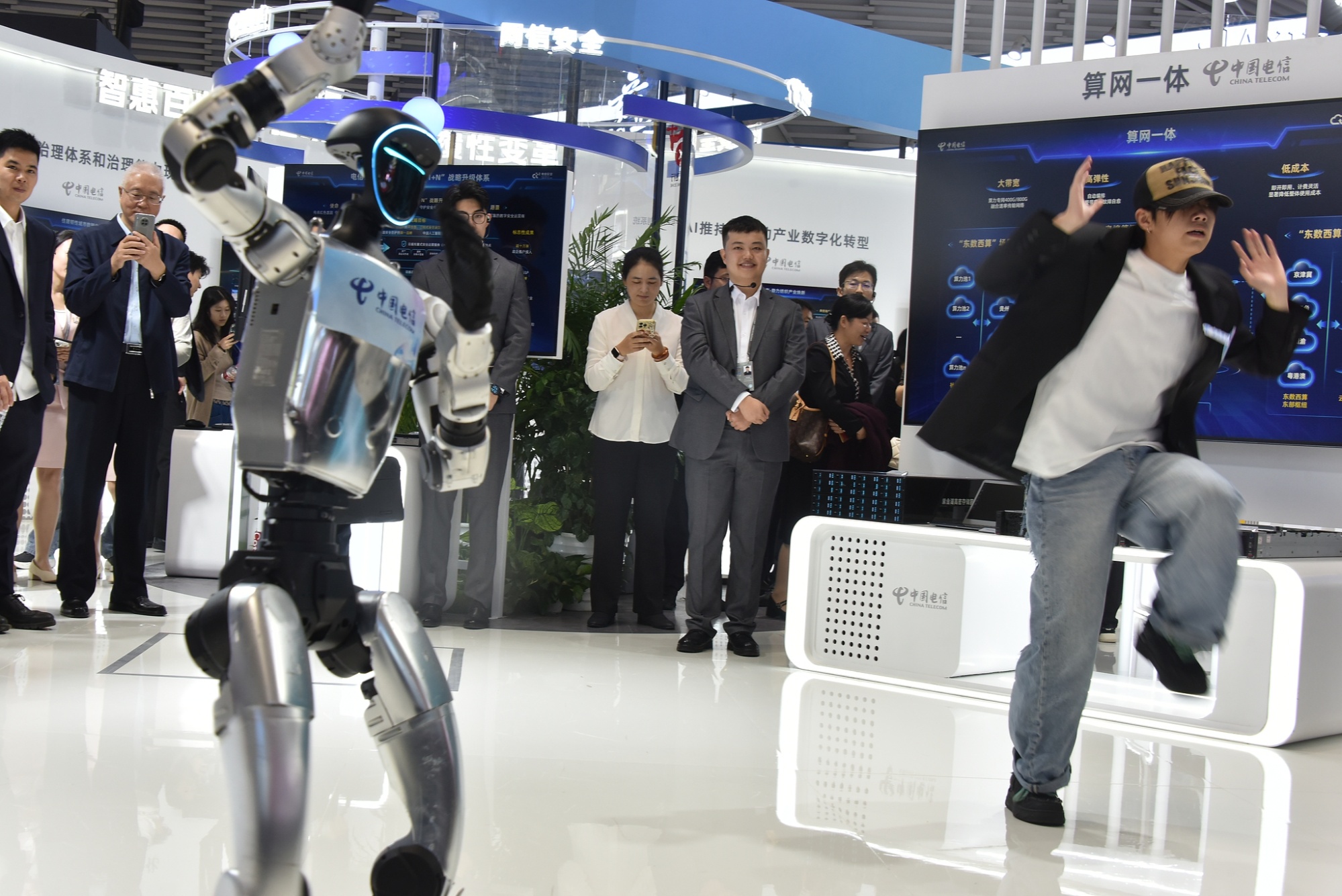 
北京肿瘤医院黄牛代挂号电话票贩子号贩子网上预约挂号,住院检查加快,央广时评·乌镇“网事”｜共筑数智未来 科技变量催生多维发展新增量