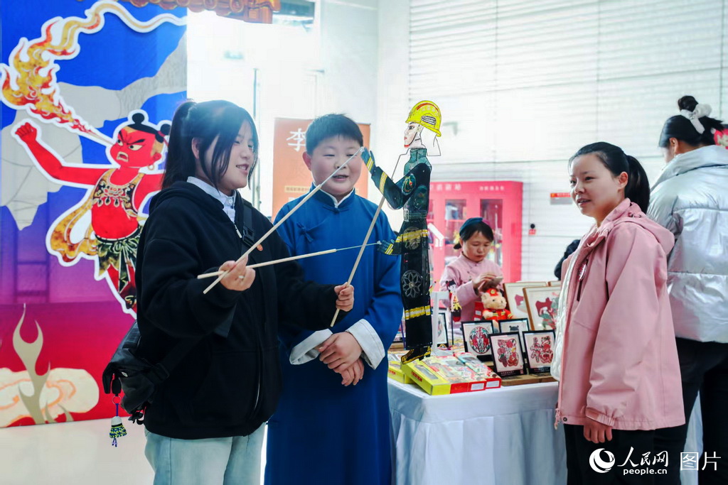 
上海瑞金医院黄牛代挂号电话票贩子号贩子网上预约挂号,住院检查加快,全民消防 平安相伴