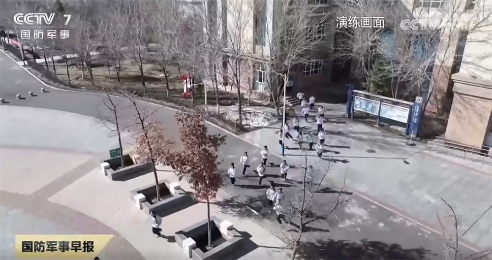 首都医科大学附属安贞医院黄牛代挂号电话票贩子号贩子网上预约挂号,住院检查加快,在全国消防日“涨”知识 军地联合开展消防安全演练共筑安全防线