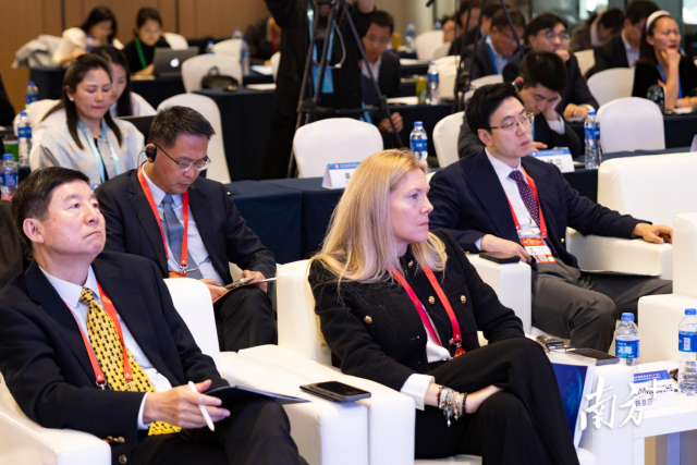 
浙江口腔医院黄牛代挂号电话票贩子号贩子网上预约挂号,住院检查加快,憧憬“十五五” ，读懂现代化！国际嘉宾广州热议中国未来新机遇