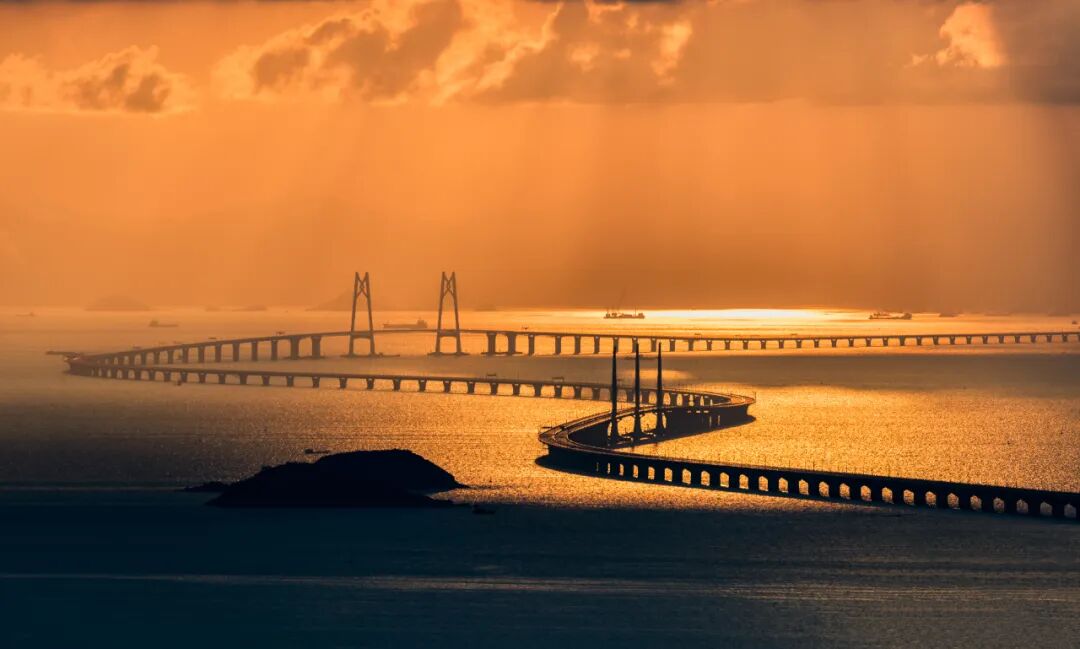 
首都医科大学附属阜外医院黄牛代挂号电话票贩子号贩子网上预约挂号,住院检查加快,从“十五五”规划建议看行稳致远的中国