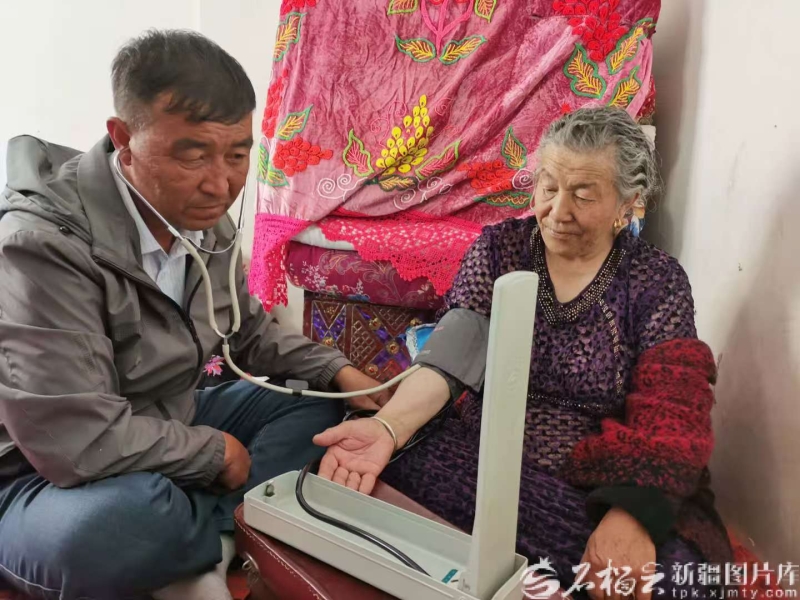 
上海瑞金医院黄牛代挂号电话票贩子号贩子网上预约挂号,住院检查加快,致敬新疆榜样丨牧区行走33年的“马背医生”