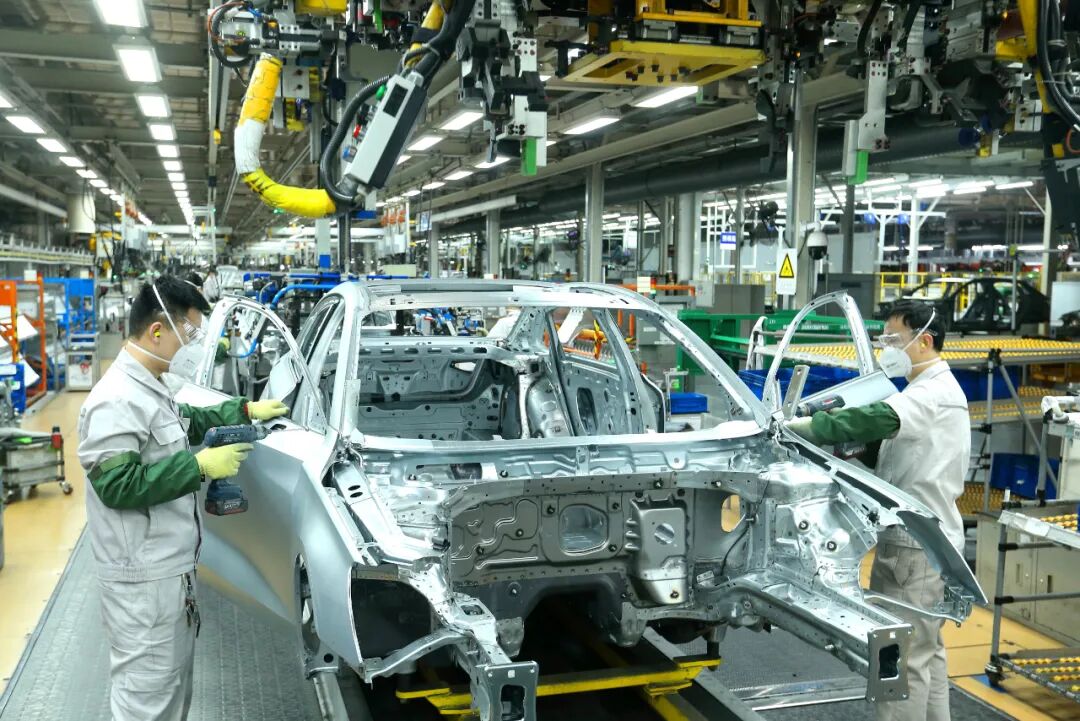 
北京301医院黄牛代挂号电话票贩子号贩子网上预约挂号,住院检查加快,从3100万辆汽车看中国经济向新向优