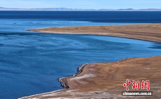 
广州各大医院黄牛代挂号电话票贩子号贩子网上预约挂号,住院检查加快,航拍冬日色林错景色壮丽