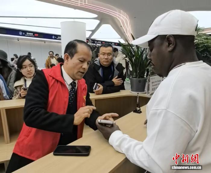 
北医三院黄牛代挂号电话票贩子号贩子网上预约挂号,住院检查加快,义利天下｜义乌“洋老板”，变身“洋雷锋”