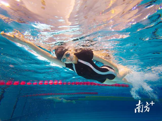 
南京眼科医院黄牛代挂号电话票贩子号贩子网上预约挂号,住院检查加快,成为一束光，全盲女孩的“铁人”之路