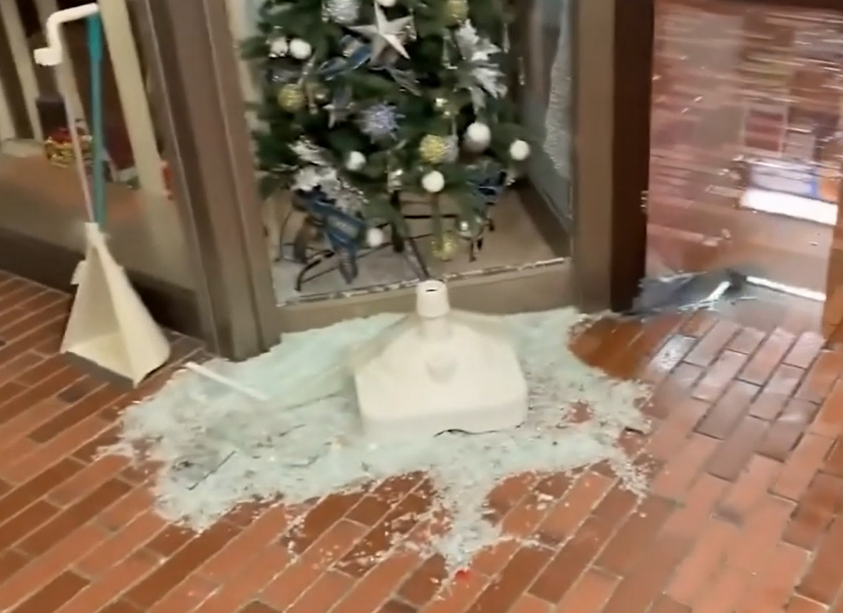 
北大第一医院黄牛代挂号电话票贩子号贩子网上预约挂号,住院检查加快,日本青森县强震后：地下水管破裂致路面喷水 商店玻璃碎满地