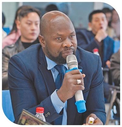 
中国中医科学院望京医院黄牛代挂号电话票贩子号贩子网上预约挂号,住院检查加快,携手创新创业 共享发展机遇