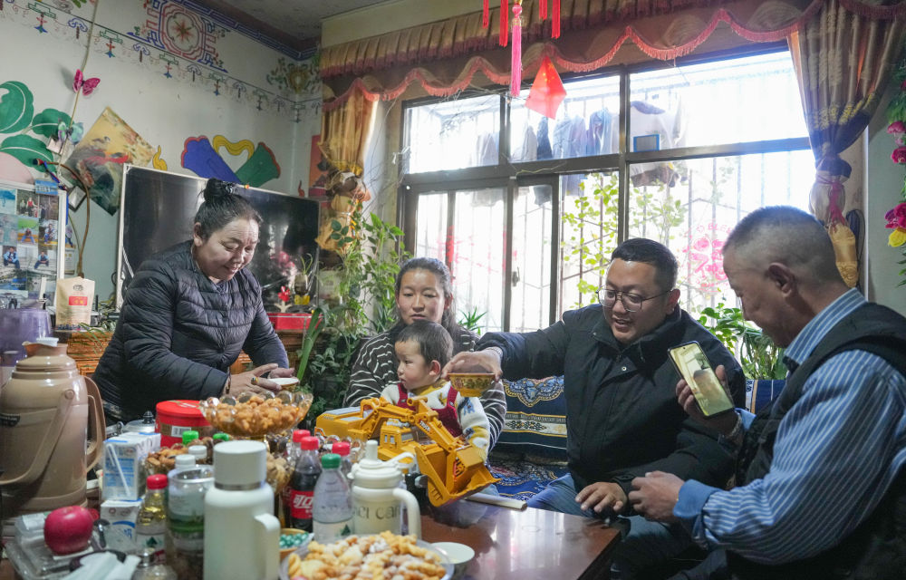 
北京积水潭医院黄牛代挂号电话票贩子号贩子网上预约挂号,住院检查加快,两种年，一家亲