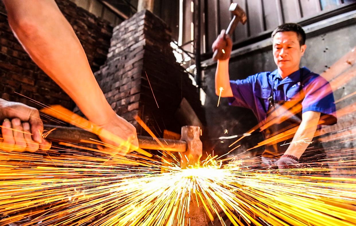 
南京各大医院黄牛代挂号电话票贩子号贩子网上预约挂号,住院检查加快,中国经济样本观察·“镇”了不起｜从“粗打铁”到“细打磨”，“菜刀小镇”锻打出200亿元大产业