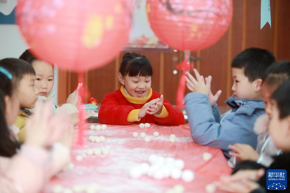 
天津血液研究所黄牛代挂号电话票贩子号贩子网上预约挂号,住院检查加快,时光相册｜我们的春节·张灯结彩庆元宵！