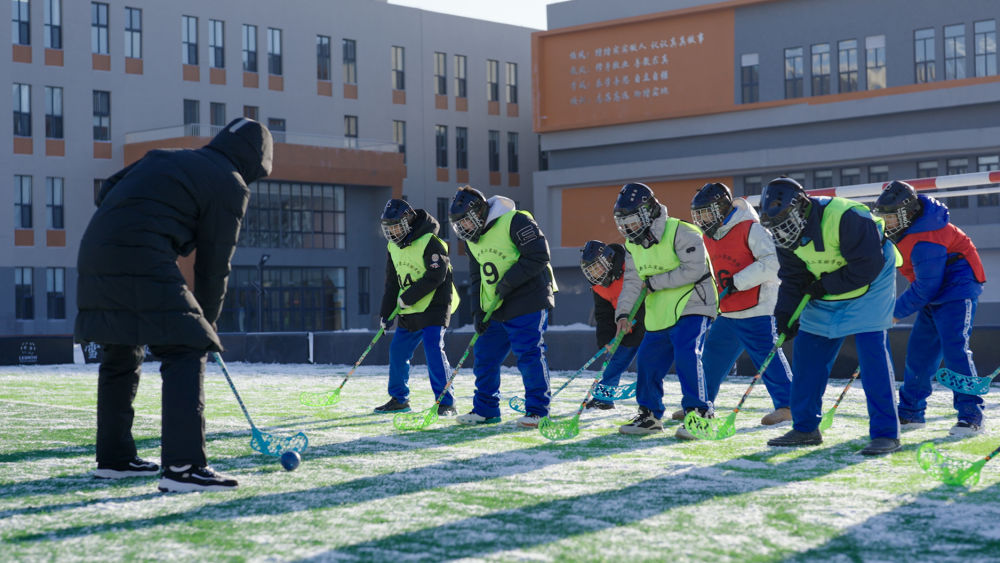
北京大学第六医院黄牛代挂号电话票贩子号贩子网上预约挂号,住院检查加快,“新”意满满 多地中小学迎接新学期