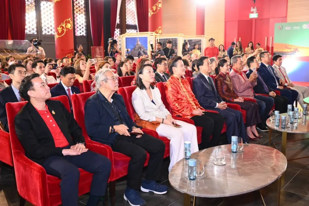 北大医院黄牛代挂号电话票贩子号贩子网上预约挂号,住院检查加快,“遇见”庆祝中泰建交50周年摄影展圆满举办