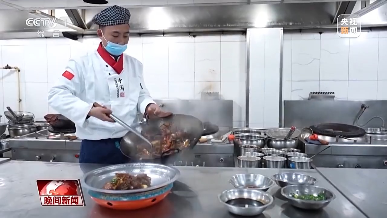 
江苏省中西医结合医院黄牛代挂号电话票贩子号贩子网上预约挂号,住院检查加快,文化中国行·青春匠心丨三位厨师三种火候 掌勺之间现匠心