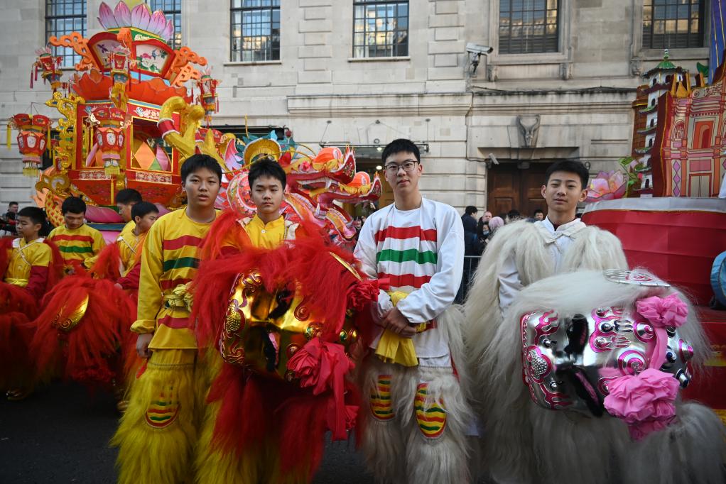 
北京肿瘤医院黄牛代挂号电话票贩子号贩子网上预约挂号,住院检查加快,追光丨舞狮少年，火到海外！