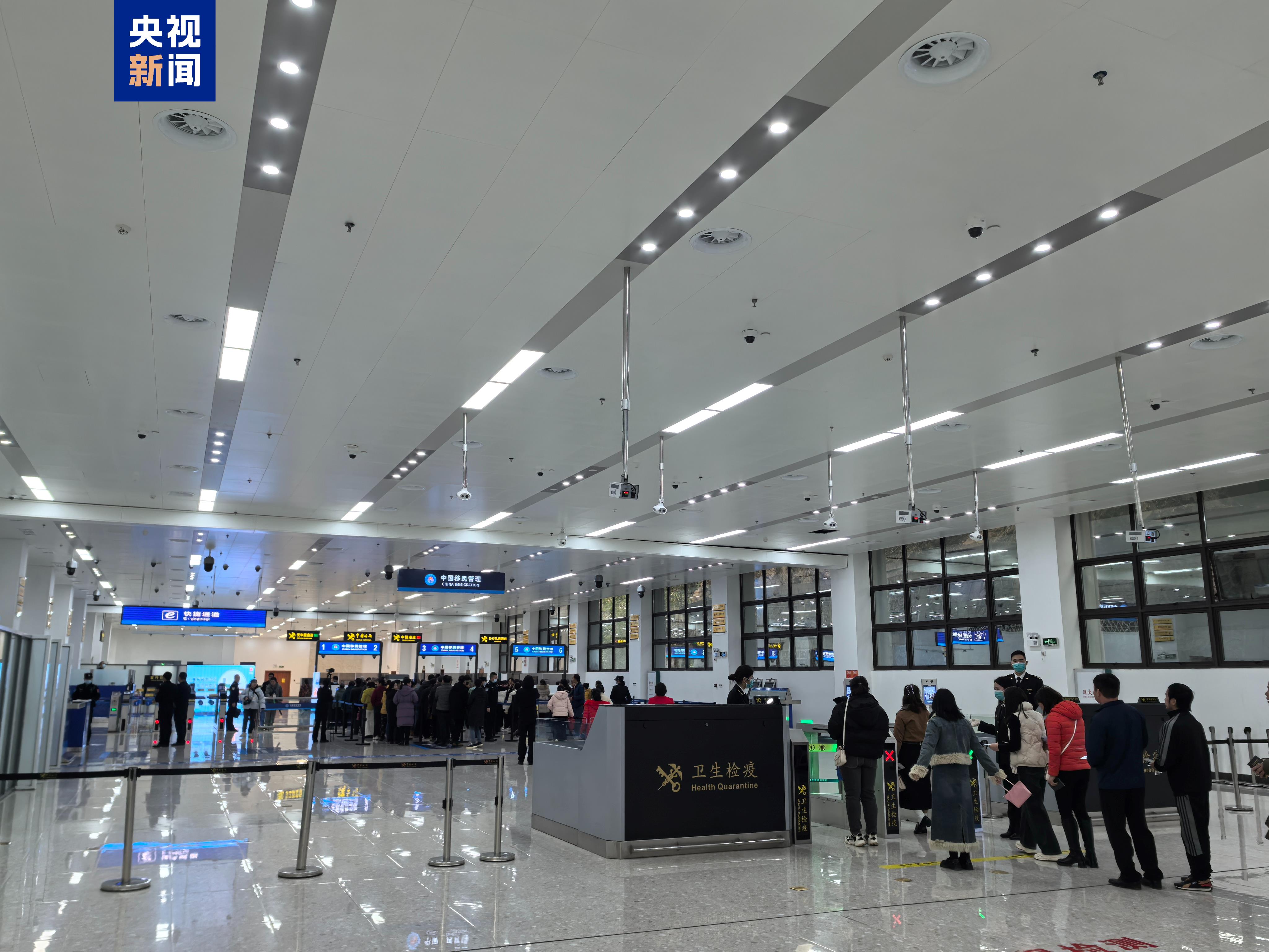 
二龙路肛肠医院黄牛代挂号电话票贩子号贩子网上预约挂号,住院检查加快,中国硕龙—越南里板双边口岸开通 广西边境3市8县已“县县通口岸”