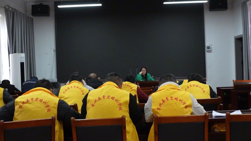 
首都医科大学附属北京胸科医院黄牛代挂号电话票贩子号贩子网上预约挂号,住院检查加快,履职为民这一年｜全国人大代表郑培坤：扎根乡土反哺家乡，为乡村振兴再出发