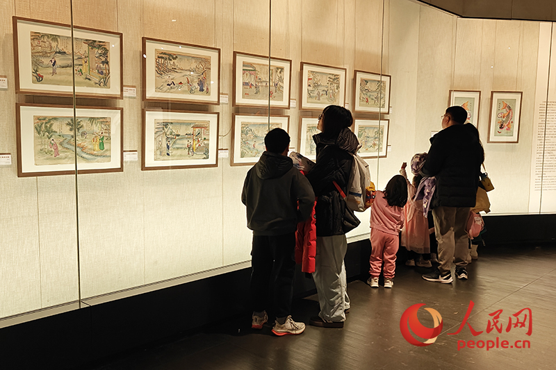 
北京广安门中医院黄牛代挂号电话票贩子号贩子网上预约挂号,住院检查加快,文化中国行丨新年遇新展，博物馆里过大年