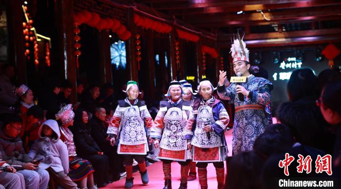 
江苏省中医院黄煌的号黄牛代挂号电话票贩子号贩子网上预约挂号,住院检查加快,（新春见闻）贵州“村T”秀年味