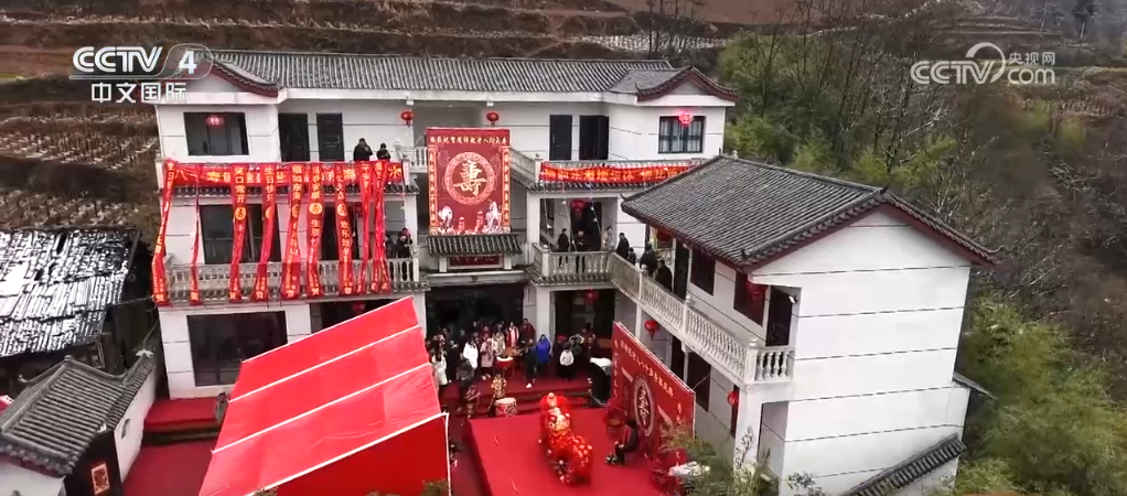 
中日友好医院黄牛代挂号电话票贩子号贩子网上预约挂号,住院检查加快,两岸共团圆 我在大陆过年 | “传承不能断”台湾青年在贵州舞狮迎新春