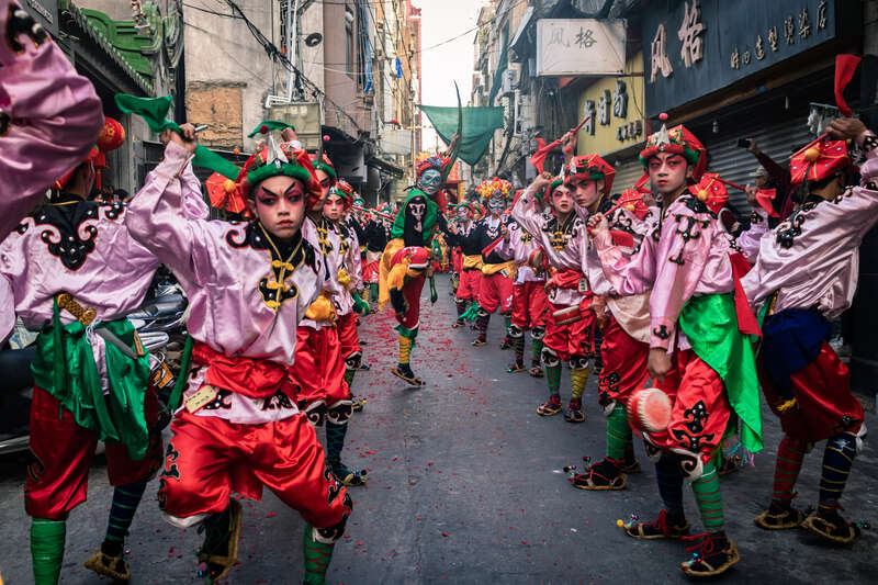 
北京空军总医院黄牛代挂号电话票贩子号贩子网上预约挂号,住院检查加快,新春走基层｜敲，敲，敲响英歌槌！