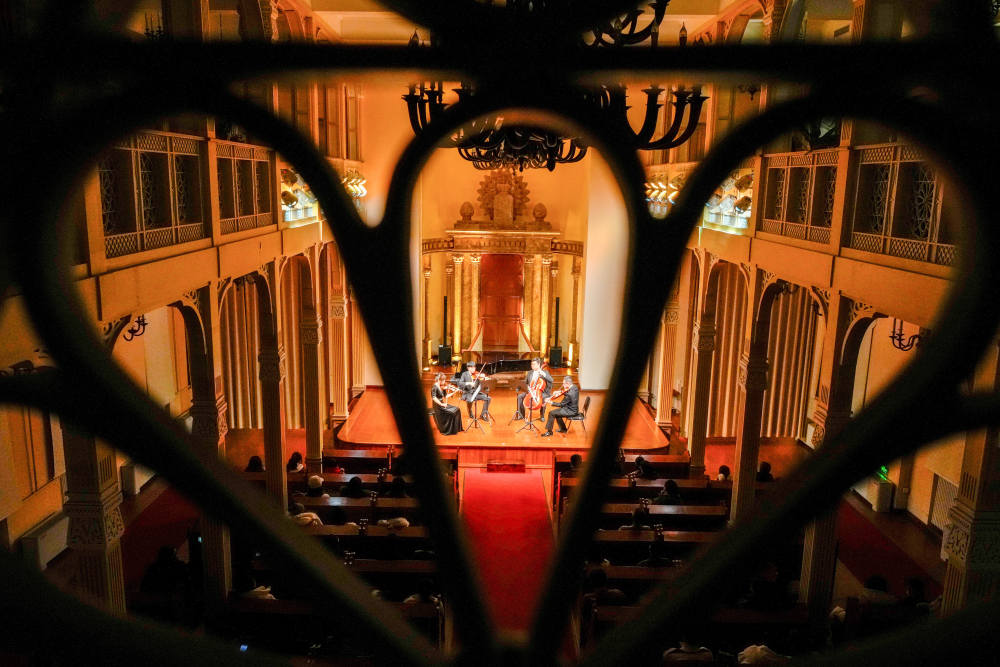 
首都医科大学附宣武医院黄牛代挂号电话票贩子号贩子网上预约挂号,住院检查加快,在“尔滨”｜看亚冬之城烟火烂漫