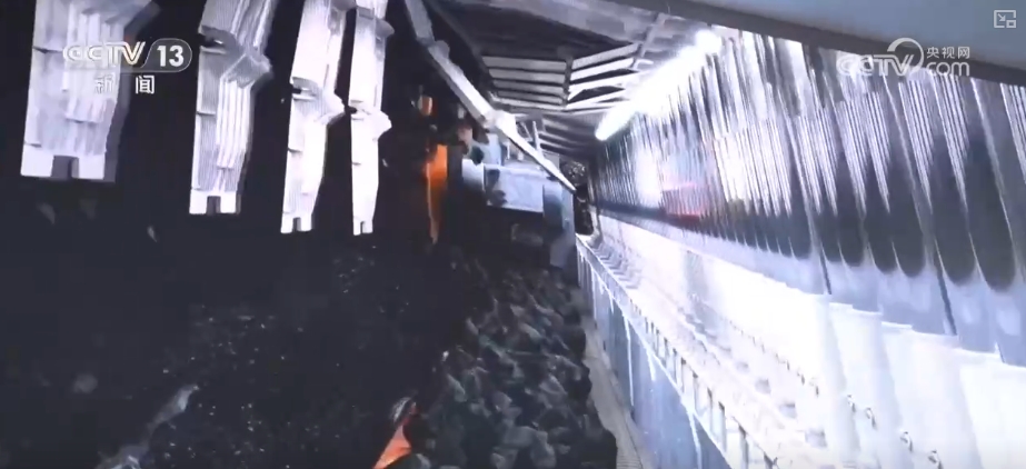 
山东大学齐鲁医院黄牛代挂号电话票贩子号贩子网上预约挂号,住院检查加快,“花样”过大年解锁文化消费新场景 传统节日释放“新”活力