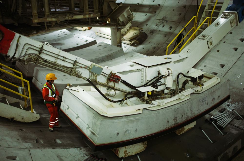 
包含北京大学第一医院黄牛代挂号电话票贩子号贩子网上预约挂号,住院检查加快,新春走基层|“向河的那边前进”——世界最大直径水下盾构隧道掘进作业见闻