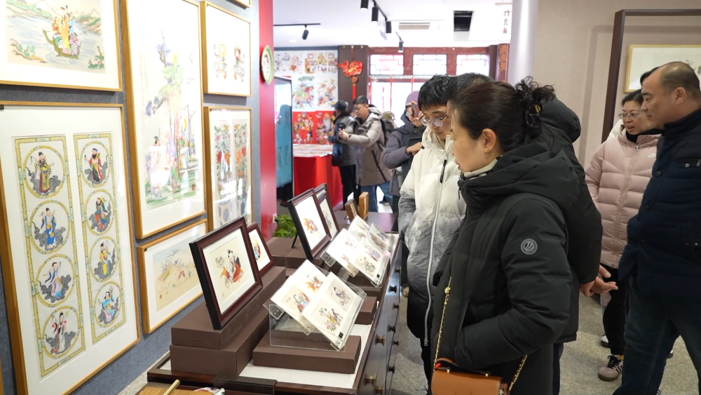 
北京广安门中医院黄牛代挂号电话票贩子号贩子网上预约挂号,住院检查加快,消费新图景 经济新活力——春节消费市场“新潮”涌动