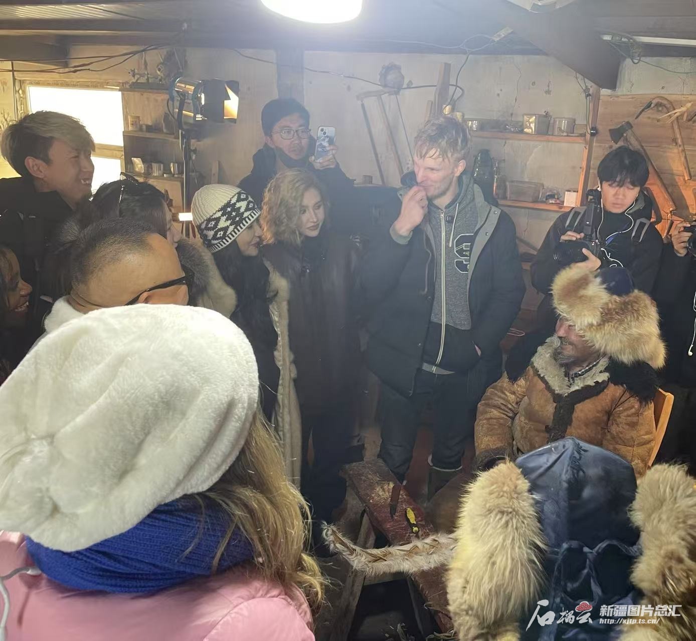 
天津各大医院黄牛代挂号电话票贩子号贩子网上预约挂号,住院检查加快,中外博主眼中的新疆冰雪盛宴