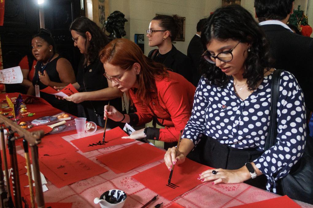 
南方医科大学南方医院黄牛代挂号电话票贩子号贩子网上预约挂号,住院检查加快,通讯｜春节对里约人来说也是特殊日子——巴西里约州议会举行春节庆典