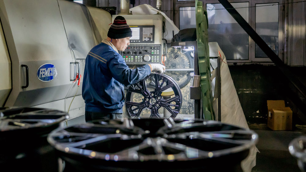 
上海各大医院黄牛代挂号电话票贩子号贩子网上预约挂号,住院检查加快,新春走基层|吉林：开工忙起来 发展热腾腾